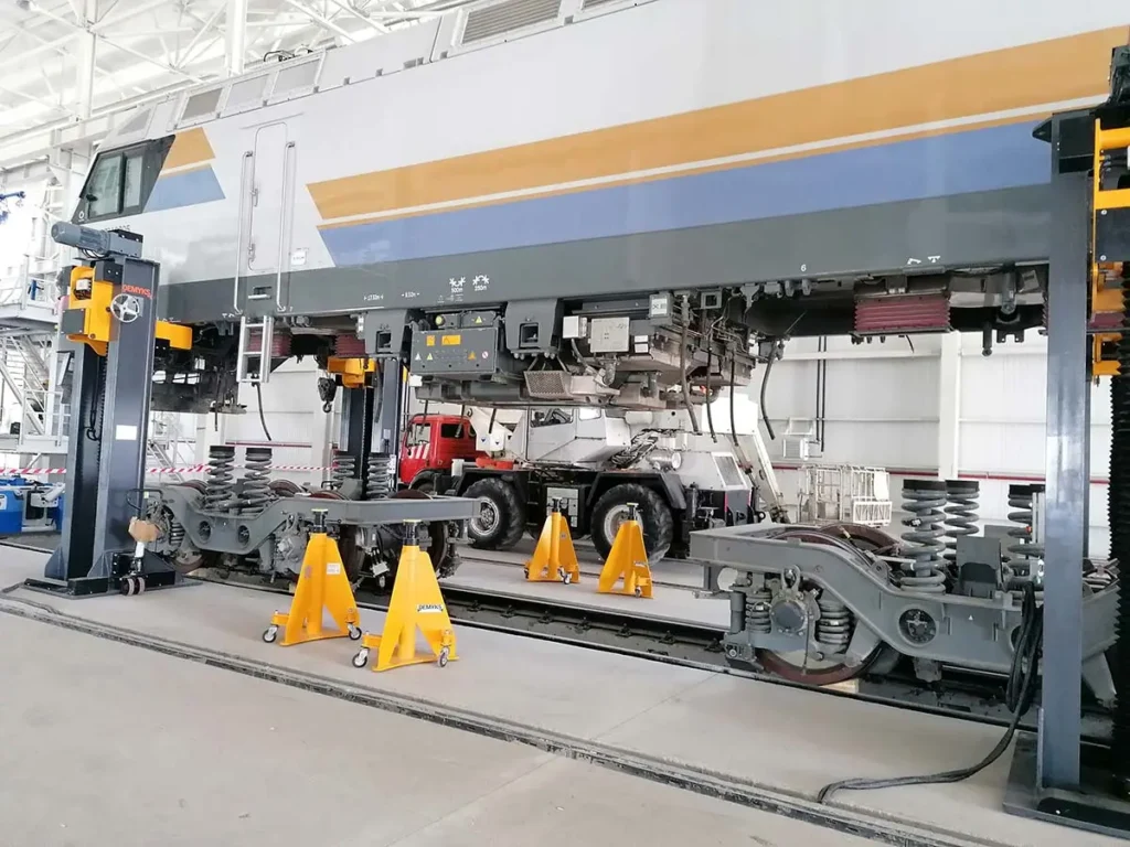 BM Makina DEMYKS Azerbaycan Demir Yollari Icin Tren Kaldrima ve Bakim Sistemleri 3