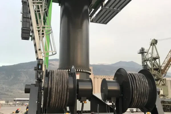 Geniş sarımlı KATO MKT kablo toplama tamburu – uzun metraj kablo sarımı için motor tahrikli çözüm