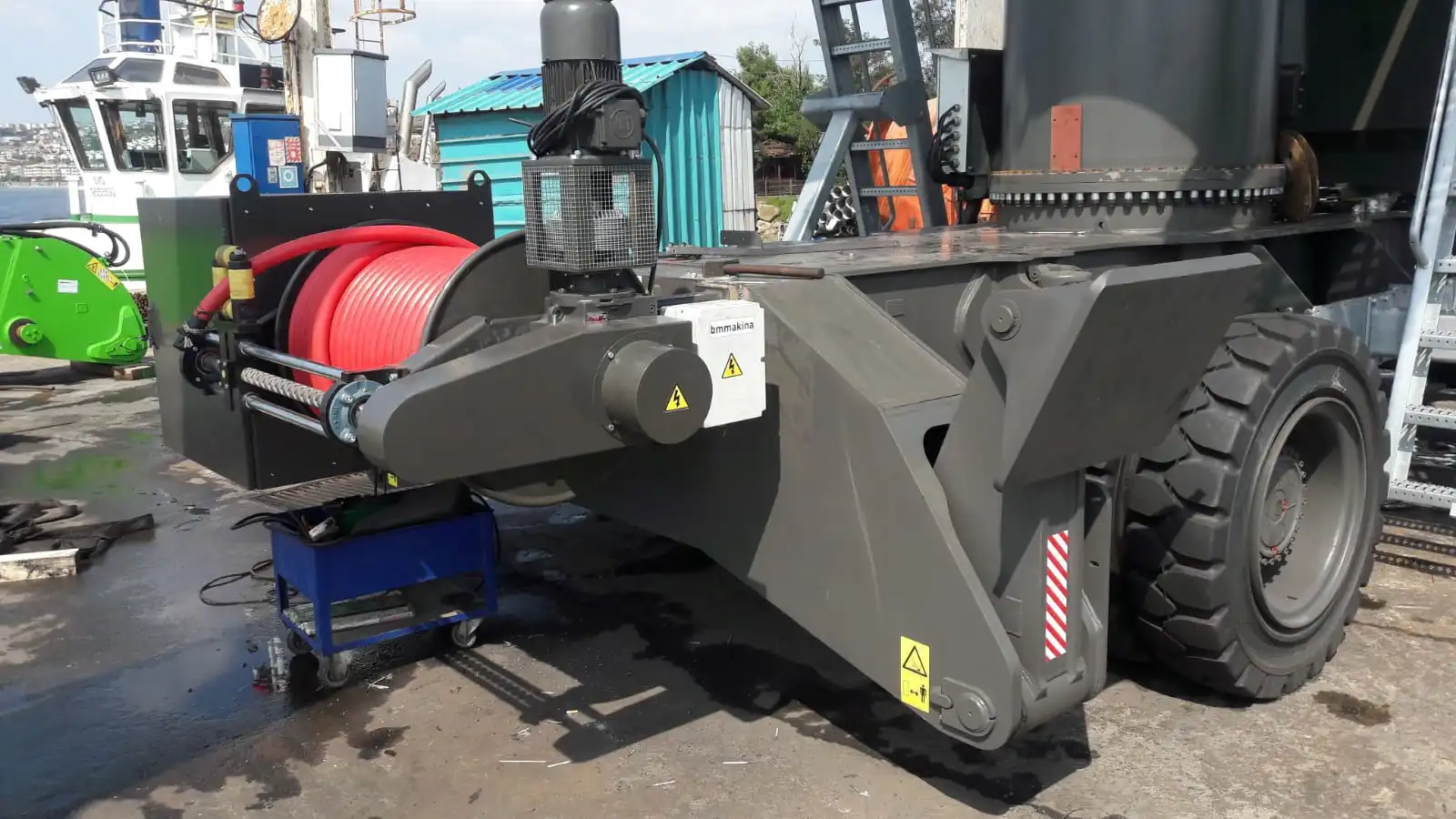 KATO MKT sarım mekanizmalı kablo toplama tamburu portal vinç uygulamasında kullanım