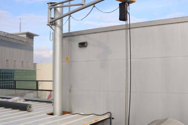 ALUBKB alüminyum ayaklı pergel vinç - hafif yapı ve motor tahrikli döndürme mekanizması